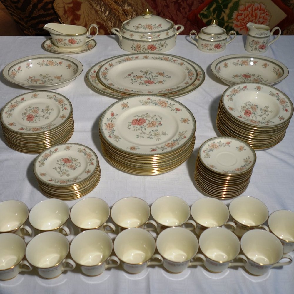 Minton Fine Bone China - Complete 12+ place settin